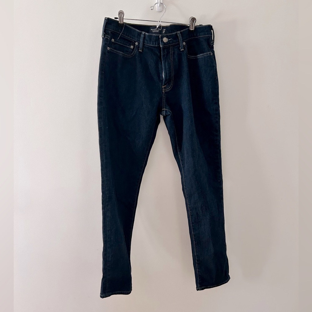 A&F dark wash Signature Stretch Athletic Skinny Jeans